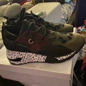 Steve Madden Sneakers